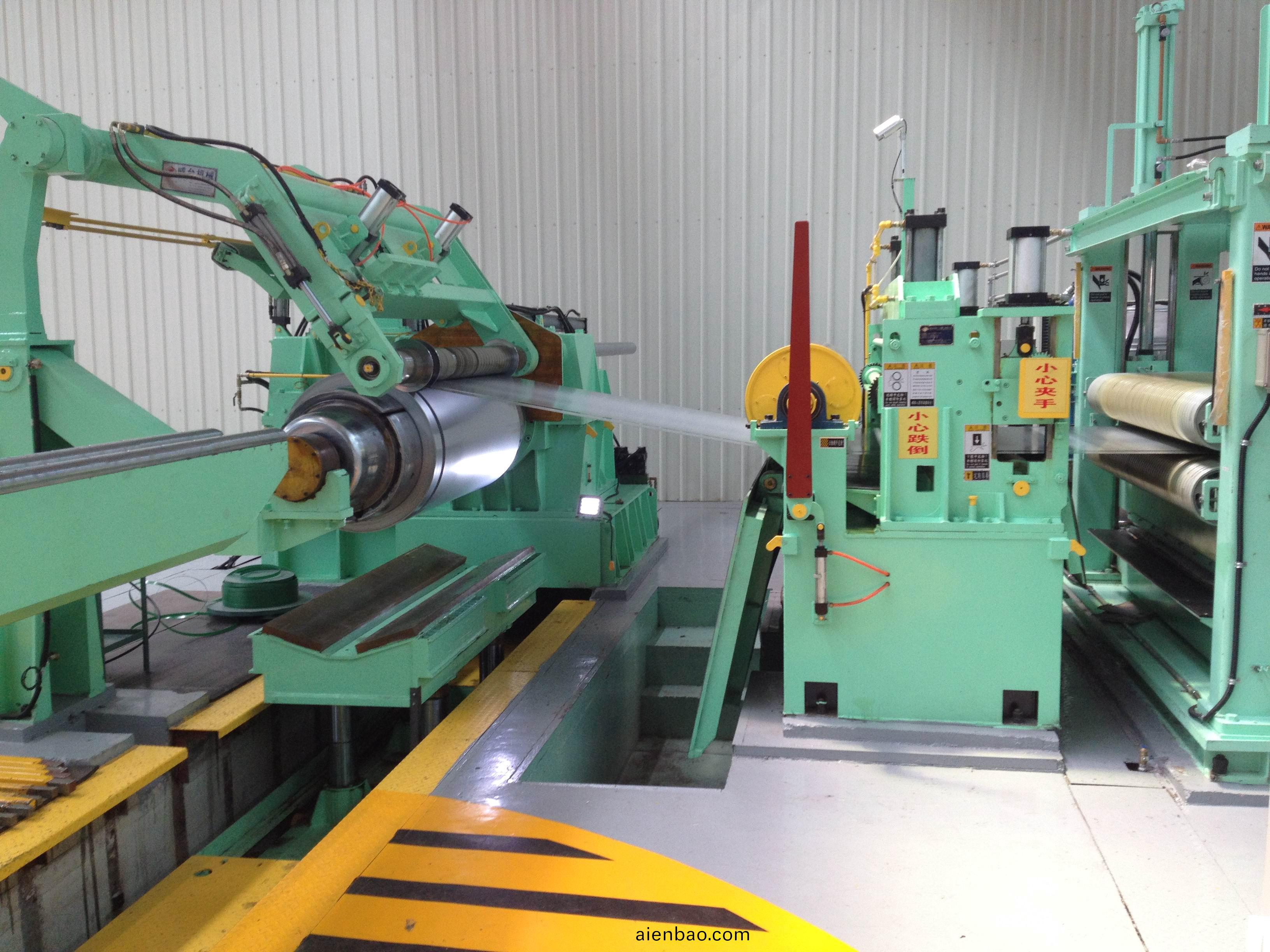 冷軋縱剪機(ji)組收(shou)料部分