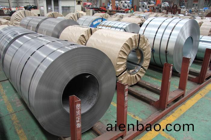 冷軋縱(zong)剪成品區